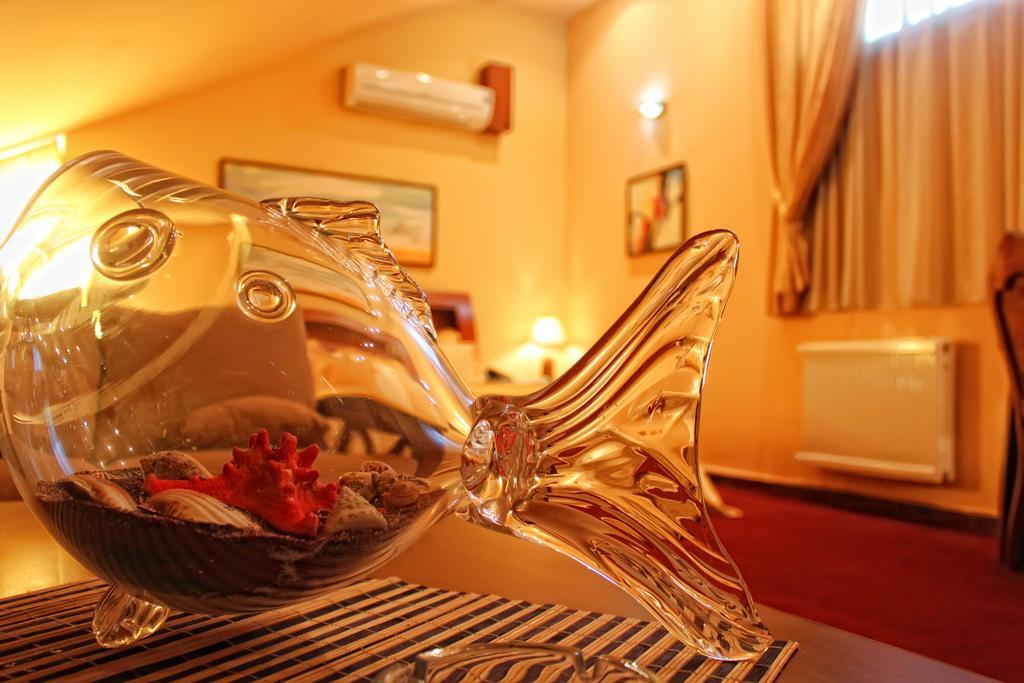 Hotel Cristal Palace Tbilisi Rum bild
